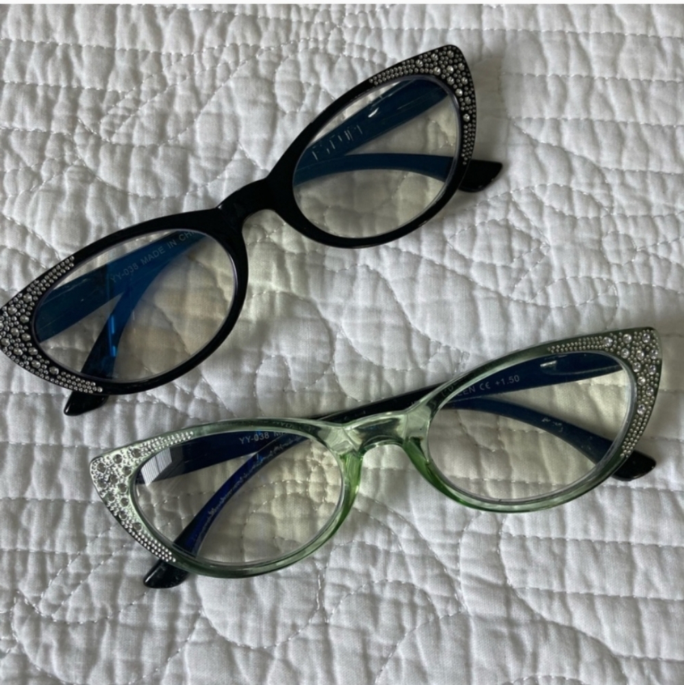 Bundle 2 Cat-Eye Readers with Rhinestone-look